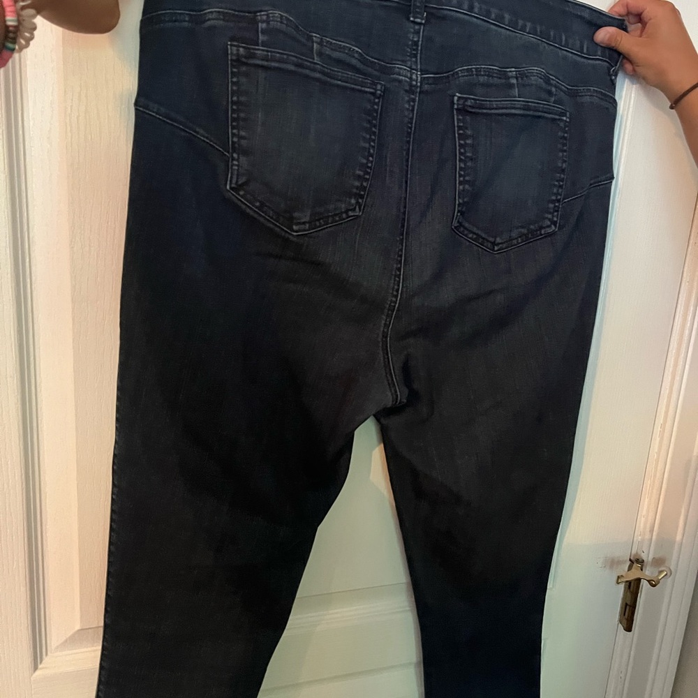 Blue jeans - Picture 3 of 4